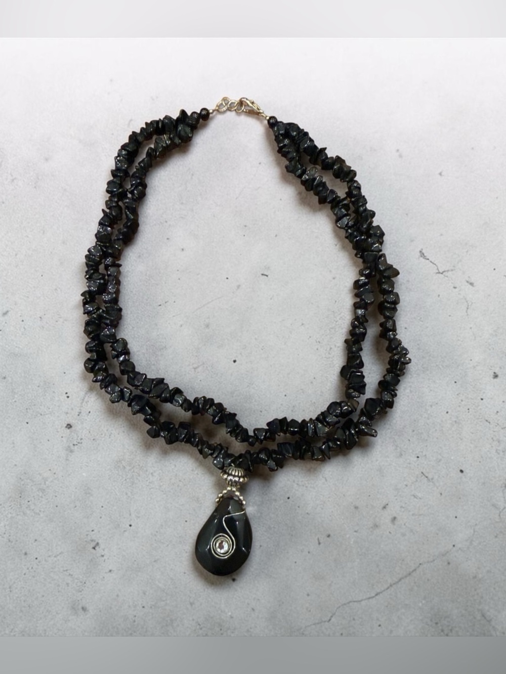 Black Stone Double-Strand Necklace with Teardrop Pendant